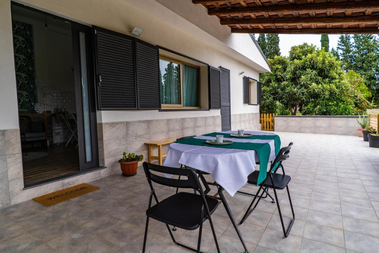 Villetta Gallo B&B Casa Vacanze Humanitas Catania Centro Sicilia Clinica Humanitas Misterbianco Exterior foto